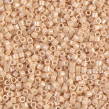 Miyuki delica beads 10/0 - Ceylon light beige DBM-204